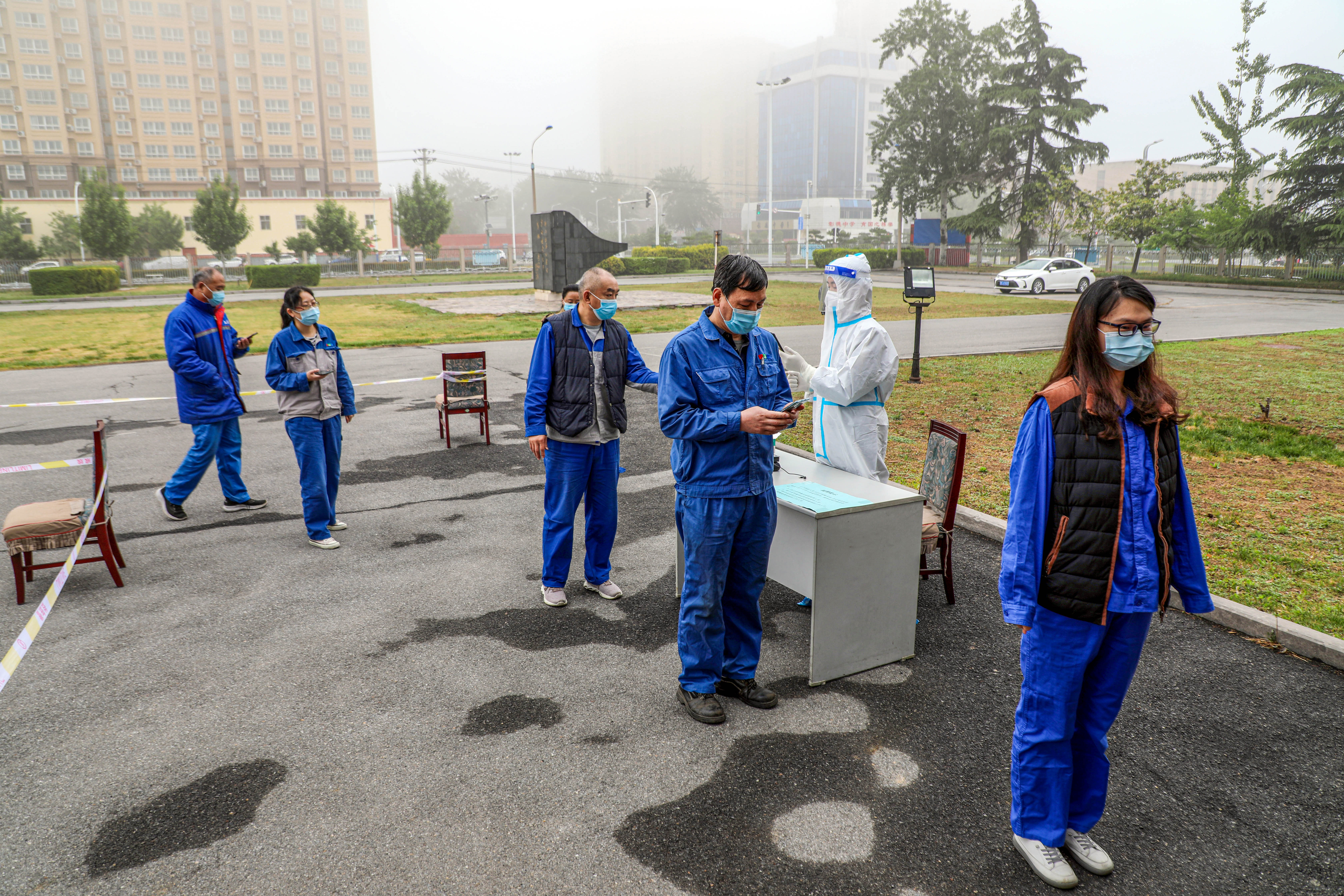 安彩高科：抗疫路上，從來都是“雙向奔赴”！