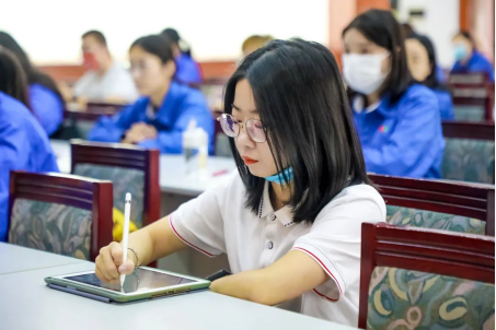 小小寫作課，生發(fā)大能量